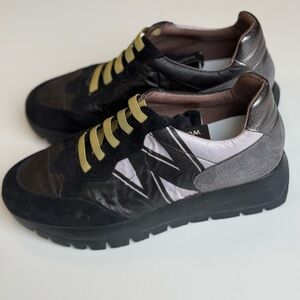 Black and Gray Sneakers with Metallic Logo and Thick Sole
